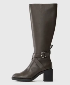 Botas altas - marrón oscuro